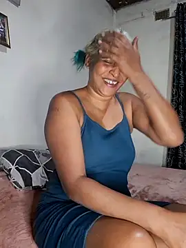 Goodgirlsue_77: απευθείας συνομιλία ΧΧΧ