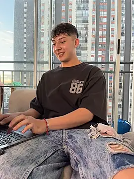 OLIVER_K Live XXX-chat