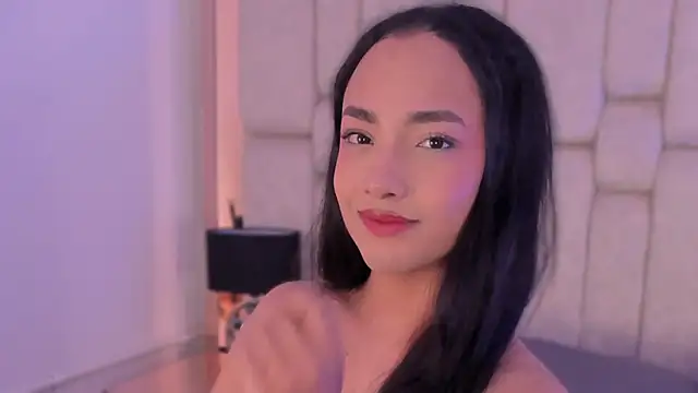 AriBloom7 Chat XXX in diretta
