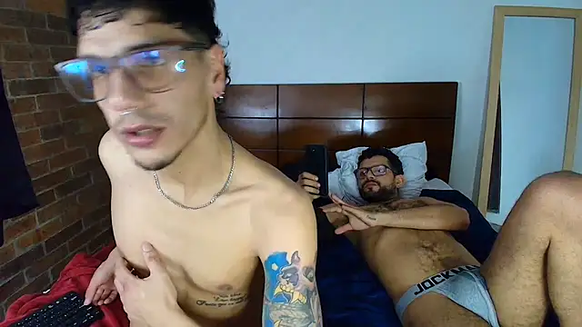 Chat XXX en directo de Benjamin_show