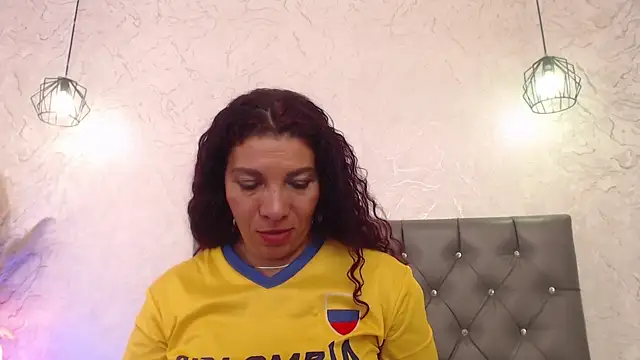 Serena_Houstonn's Live XXX Chat