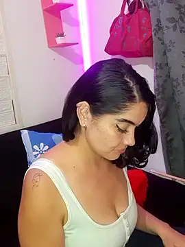 Demeter_1998 Adlı Modelin Canlı XXX Sohbeti