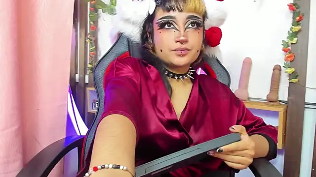 MeowMota_ live XXX chat