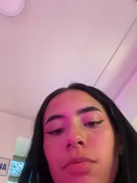 Ivyy_sweet_'s Live XXX Chat