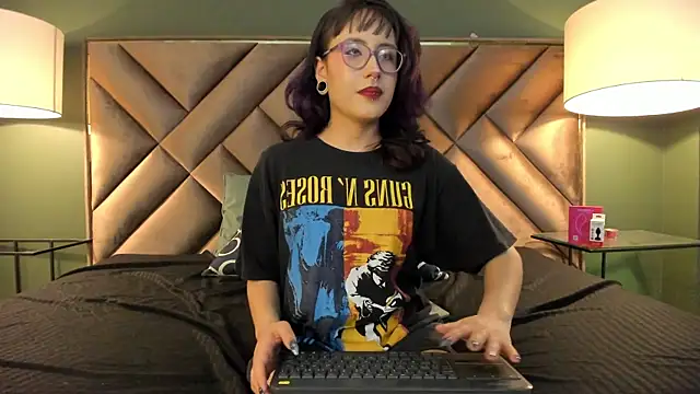 Rache_Roth Chat XXX in diretta