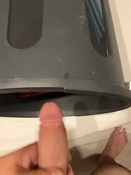 XXX chat uživo modela Tischtennis123