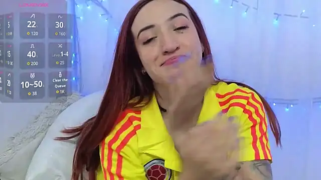 ninaa_fox Adlı Modelin Canlı XXX Sohbeti