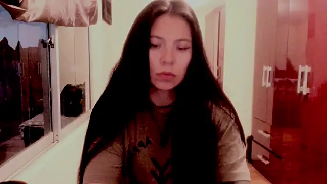 wishm3 élő XXX-chatje