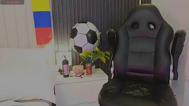 Madiee_Rhea XXX чат на живо
