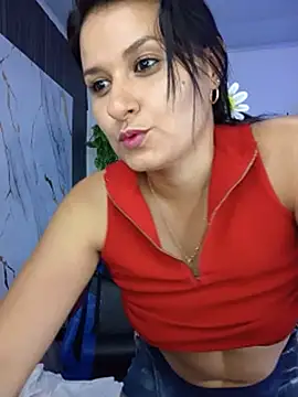 elena_jonees' Live XXX Chat