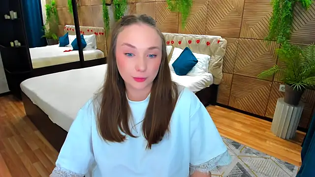 TrueReincarnation's Live XXX Chat