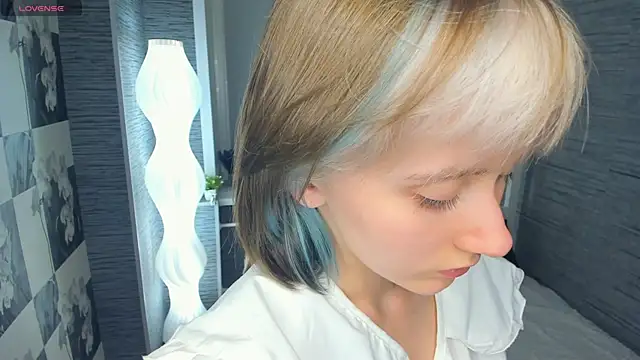 EthalBuffkin's Live XXX Chat