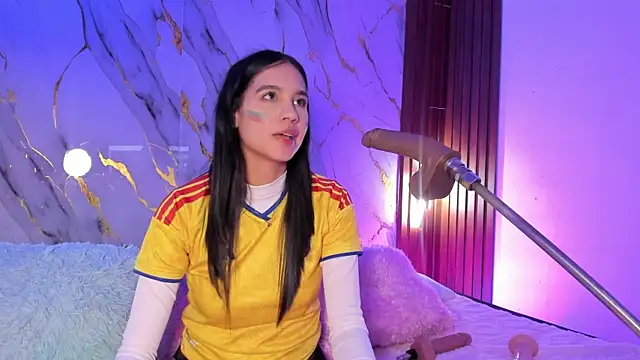 Emmiicute Chat XXX live