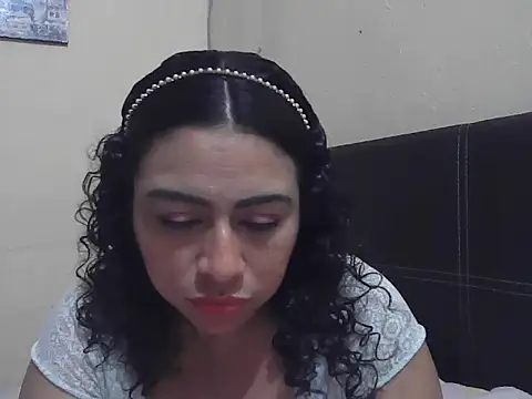XXX chat uživo modela DalilahMx