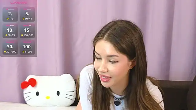 Chat +18 de ellie_kramer ao vivo