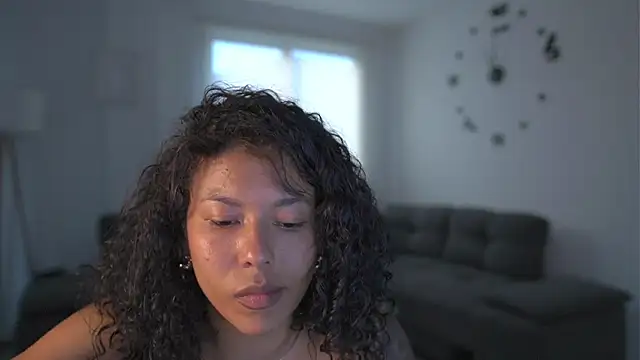 XXX chat uživo modela kyria_1