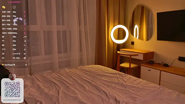 Chat XXX en directo de MiaKomoi