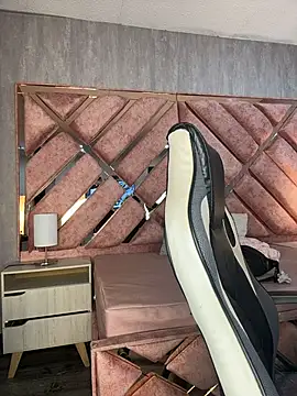 Онлайн чат XXX ian_mathias_