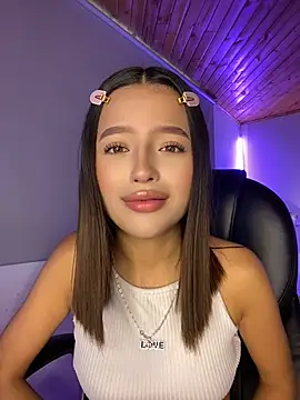 Chat XXX en directo de Sofia18_pinkk
