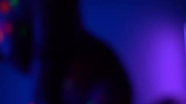 צ'אט XXX בשידור חי של Hi_my_name_is