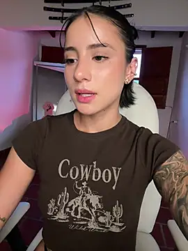 Chat +18 de Ale_Lewis ao vivo
