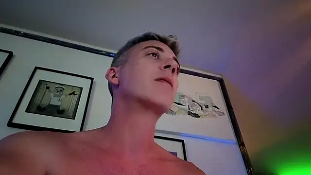 Živý XXX chat 1Hugo1