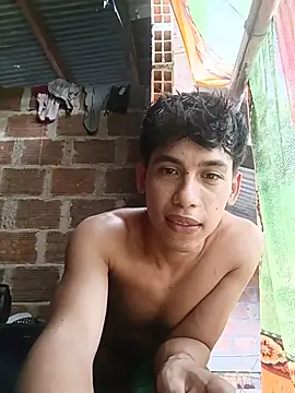 Andres123cv Chat XXX in diretta