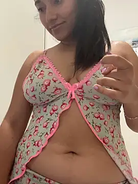 Chat +18 de Halleberry09 ao vivo
