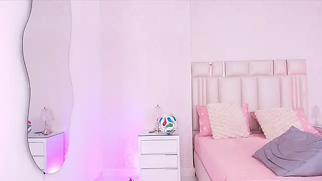 alanarose18n Live XXX chat