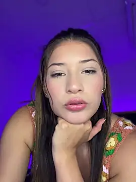 Chat +18 de VioletaSanchez24 ao vivo