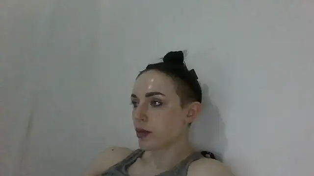 دردشة Trinsy_Love الجنسية المباشرة