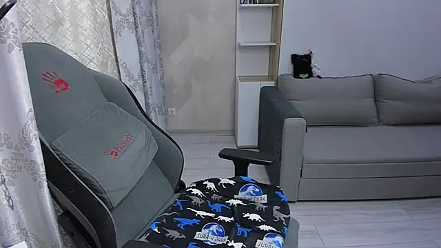 MistyDark's Live XXX Chat