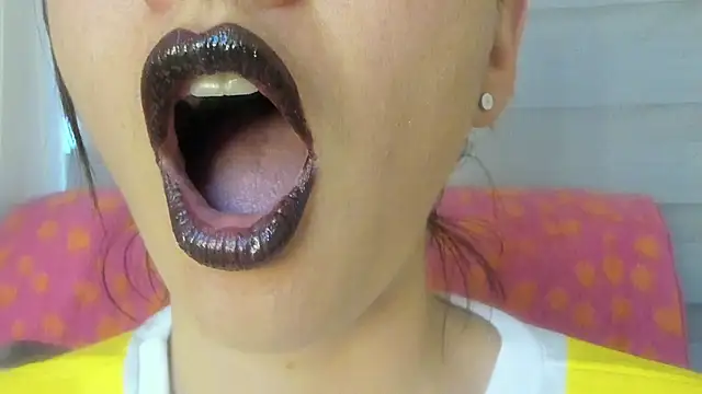 Chat XXX en directo de queen_fetish
