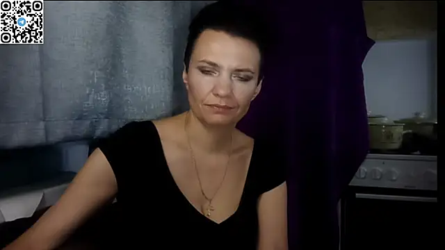 HotMamaQueen234: απευθείας συνομιλία ΧΧΧ