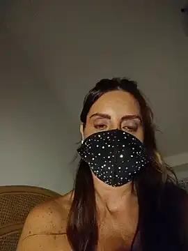 Czat XXX na żywo – Akemi_rossi