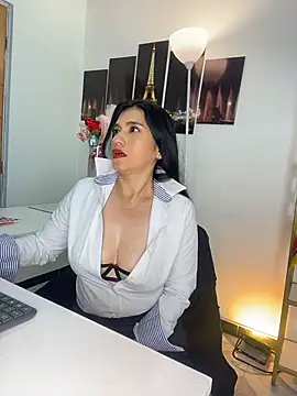 Dalila_5 Adlı Modelin Canlı XXX Sohbeti