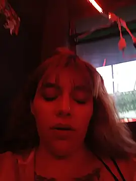 Isabella__Risky élő XXX-chatje