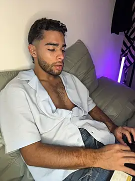 XXX chat uživo modela AlejandroGreco