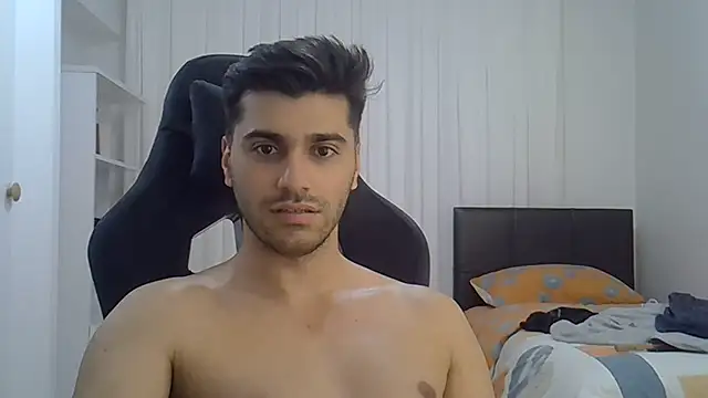 ciceroable Adlı Modelin Canlı XXX Sohbeti