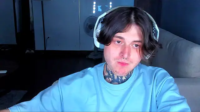 _torfin_ élő XXX-chatje