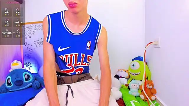 แชท XXX สดของ Ely_king