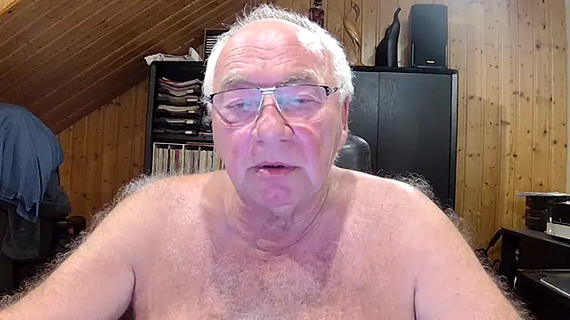 XXX chat uživo modela biggandybig
