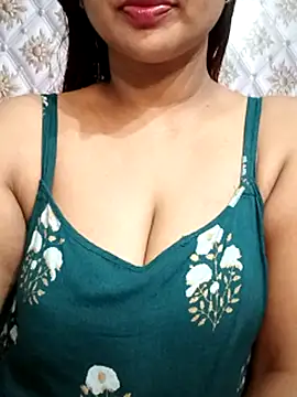 Sweety4u97 live XXX chat