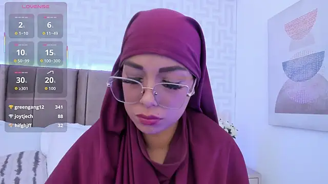naishaa_ live XXX chat