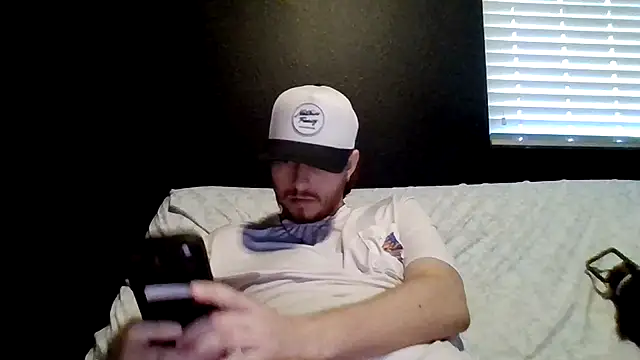 Chat +18 de Mikecloudyhawk ao vivo