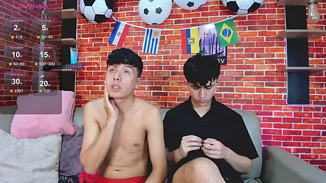 Hoot_boyss_ Live XXX-Chat