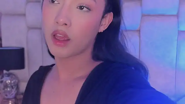 AriBloom7 Live XXX-chat