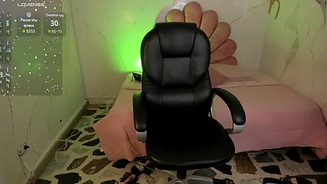 SiaFoxx_'s Live XXX Chat