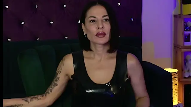 SusanSwan – Naživo XXX chat