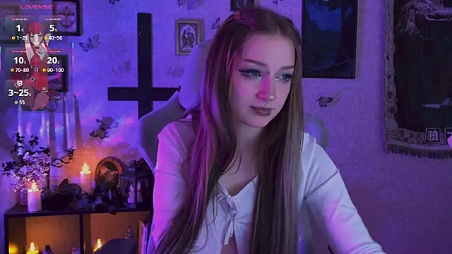 צ'אט XXX בשידור חי של LiliLuna
